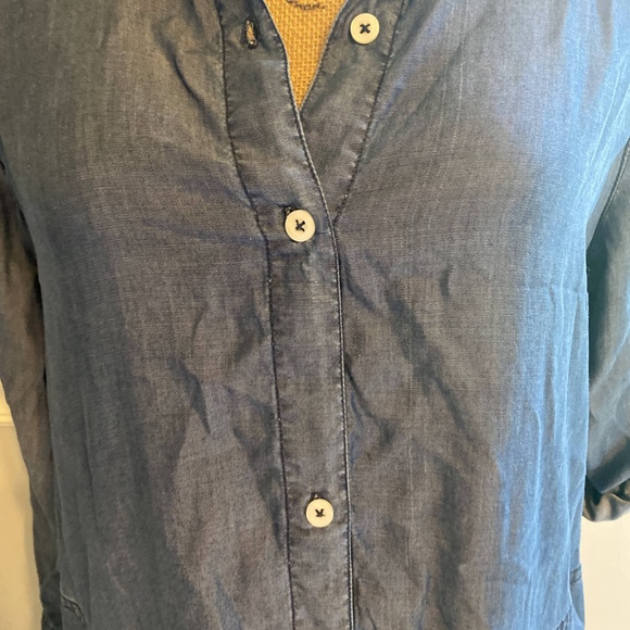 Tommy Bahama Blue button down dress - Picture 2 of 4